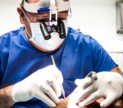 &alpha;&sigma;&theta;έ&nu;&epsilon;&iota;&epsilon;&sigmaf; &tau;&omega;&nu; &omicron;ύ&lambda;&omega;&nu;